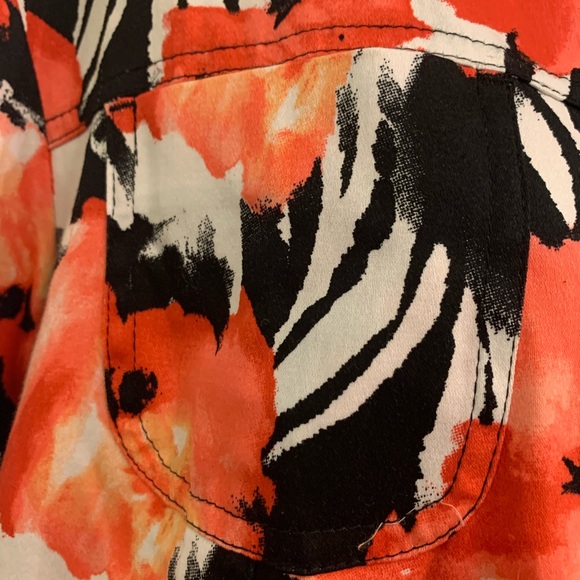 Erin London one of a kind zippered jacket. Size XL. Salmon color abstract design - Picture 3 of 8